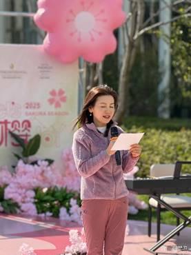 由”唤醒城市春日仪式感OG真人平台以“躺平自(图6)